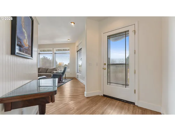 $819,000 | 3868 Grant Place, Bandon, OR 97411