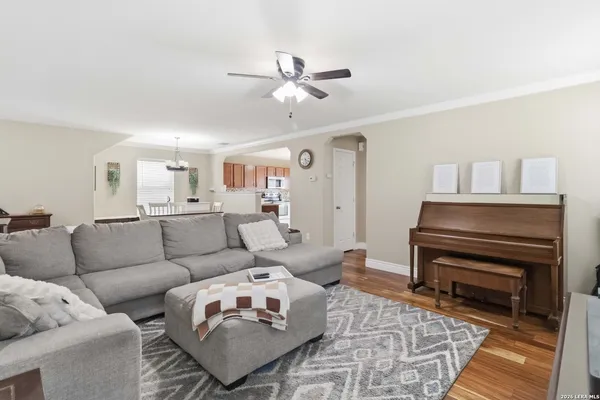 $1,850 | 127 Palma Noce, San Antonio, TX 78253