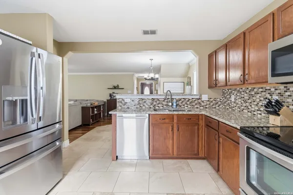 $1,850 | 127 Palma Noce, San Antonio, TX 78253