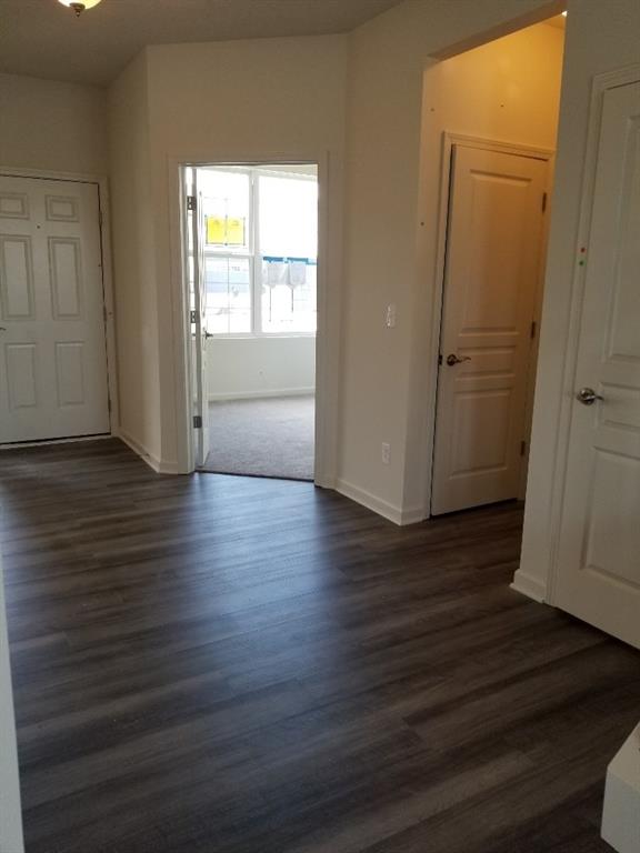 13325 Fielding Way Fishers, IN 46037 - Photo 3 of 16 Gallery Image 3