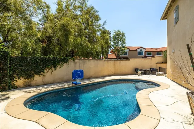 $1,025,000 | 1526 Cole Lane, Upland, CA 91784