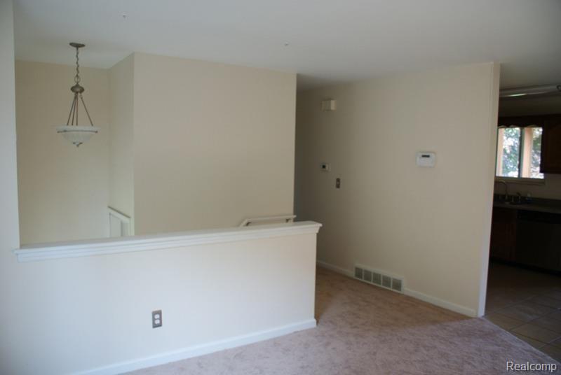 2285 Indian Road Lapeer, MI 48446 - Photo 13 of 24 DSC06684.jpg