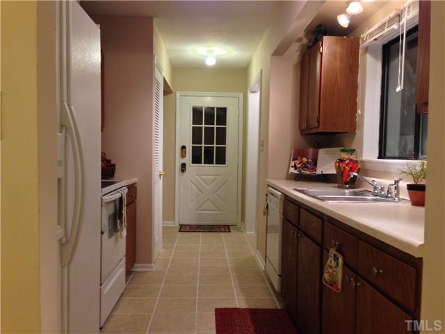2337 Quartz Court Raleigh, NC 27610 - Photo 3 of 9