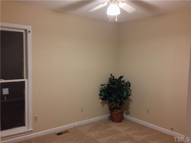 2337 Quartz Court Raleigh, NC 27610 - Photo 5 of 9