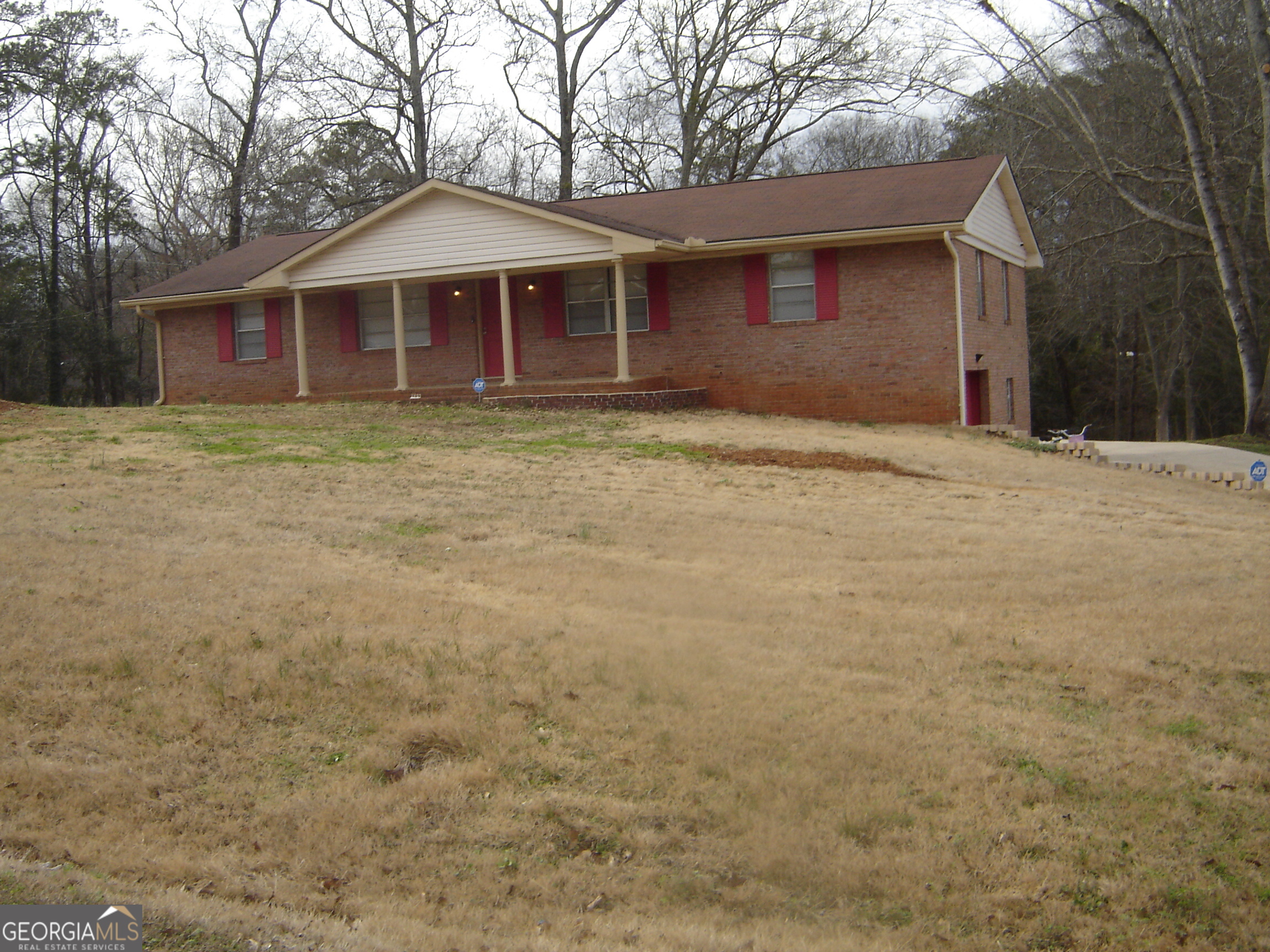 2809 16th Avenue Valley, AL 36854 - Photo 2 of 53