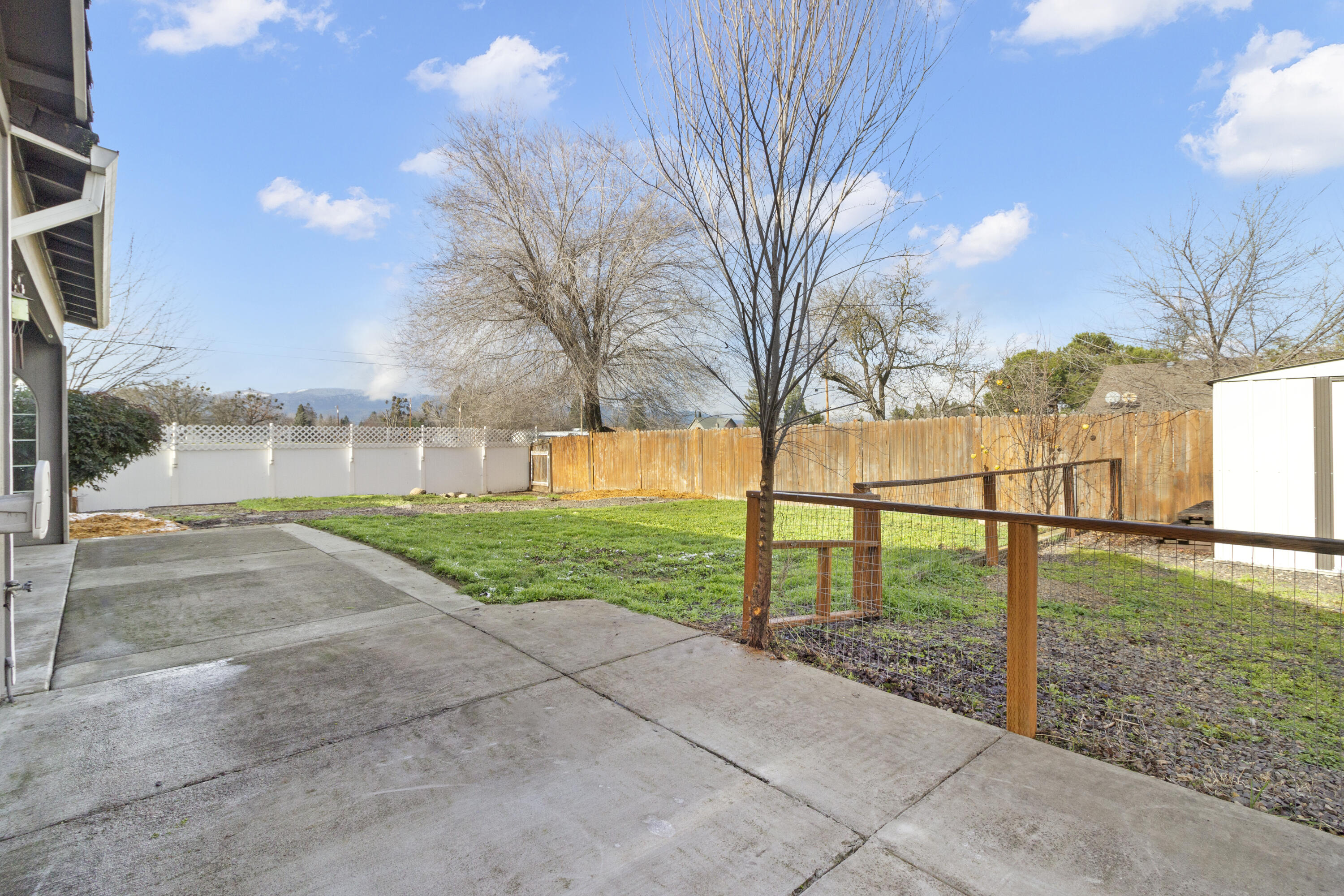 1794 Key Drive Medford, OR 97501 - Photo 25 of 29 26-1794 Key Drive-26