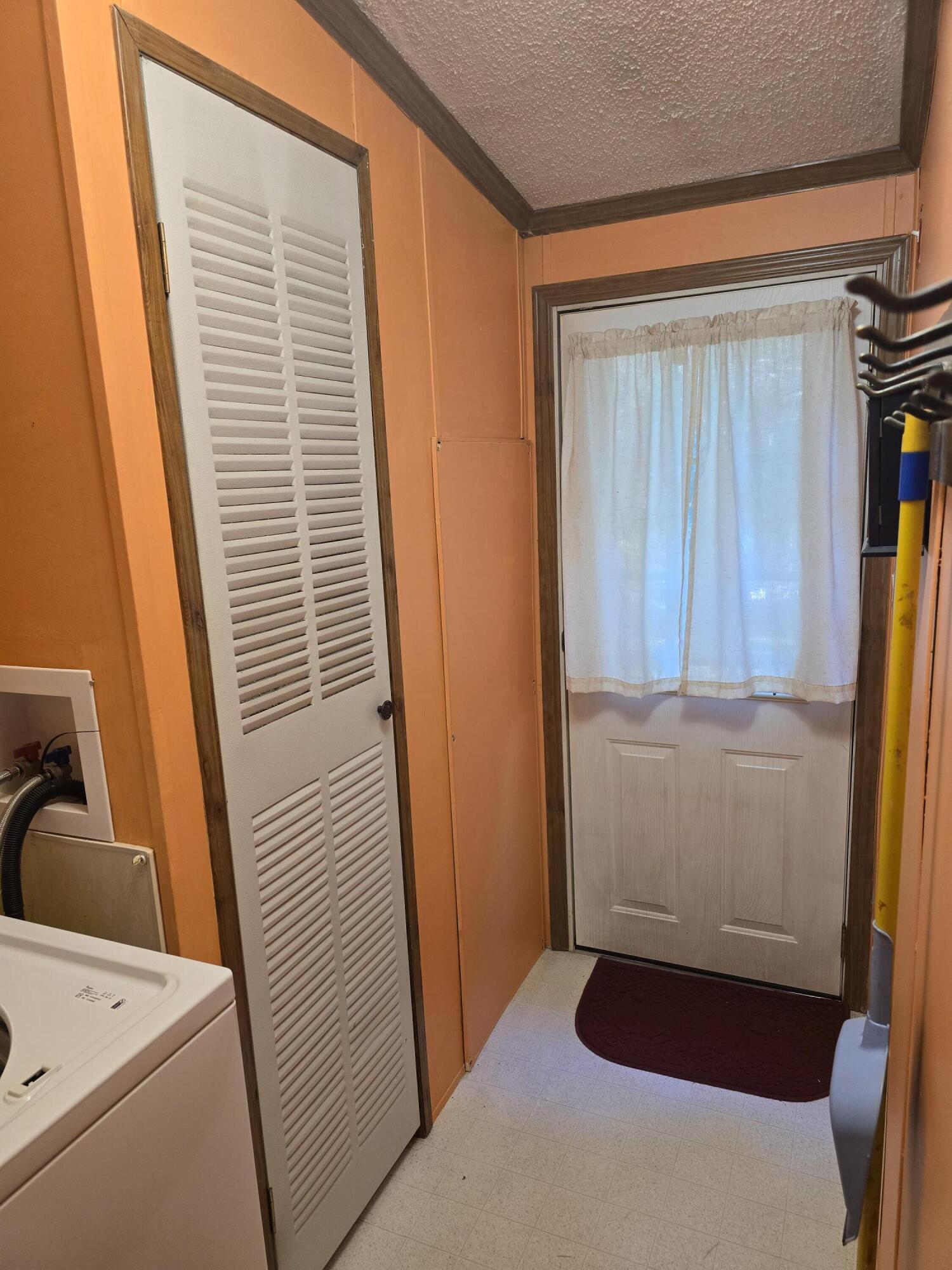 76 Courtney Lane Eliot, ME 03903 - Photo 12 of 37 20250922_103511