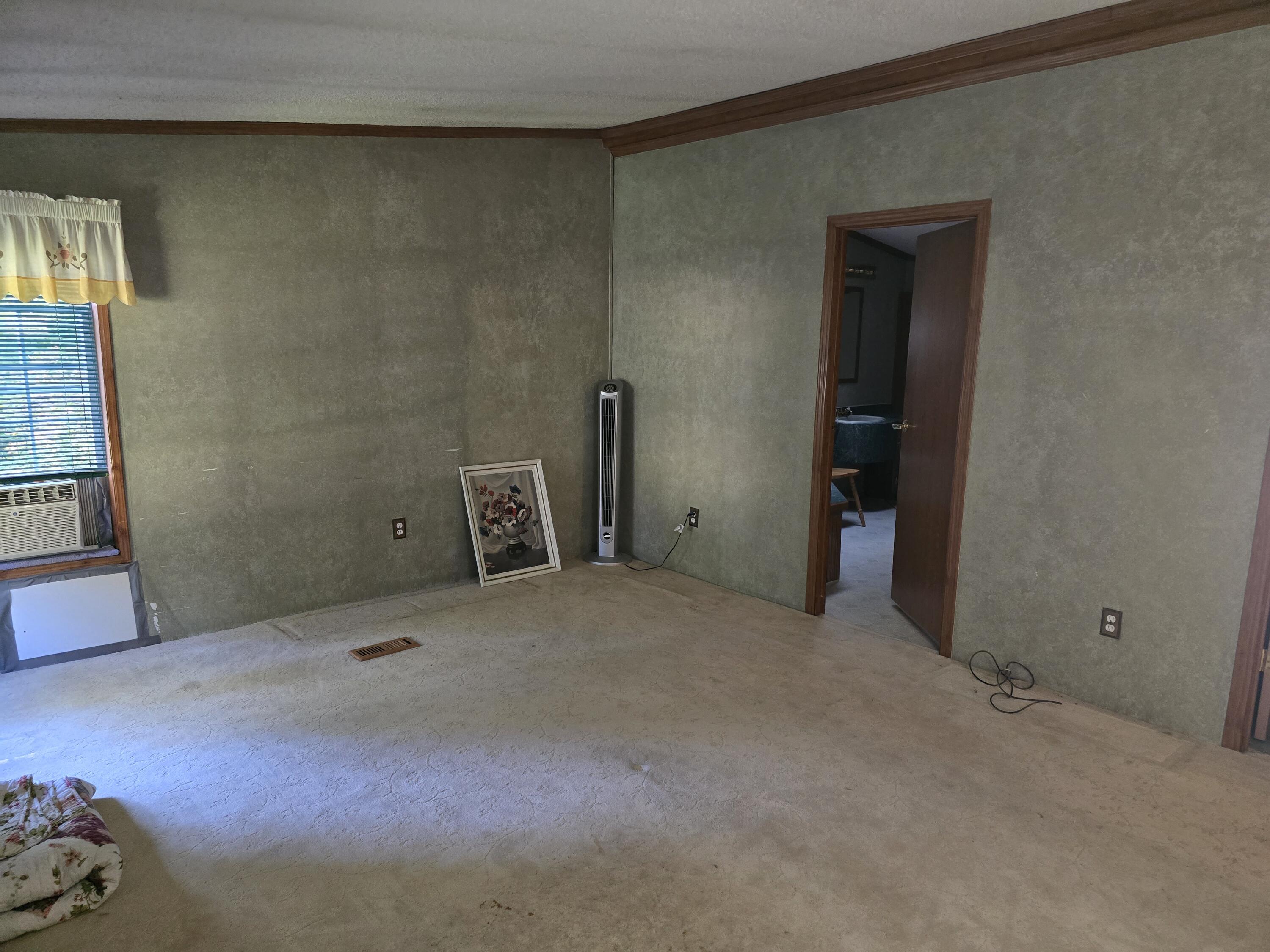 76 Courtney Lane Eliot, ME 03903 - Photo 16 of 37 20250922_103850