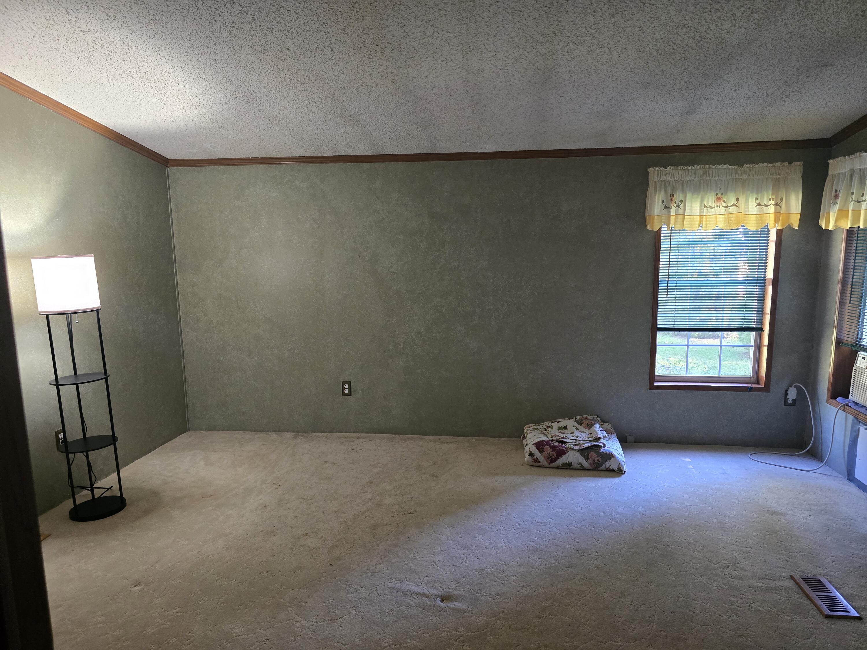 76 Courtney Lane Eliot, ME 03903 - Photo 17 of 37 20250922_103906