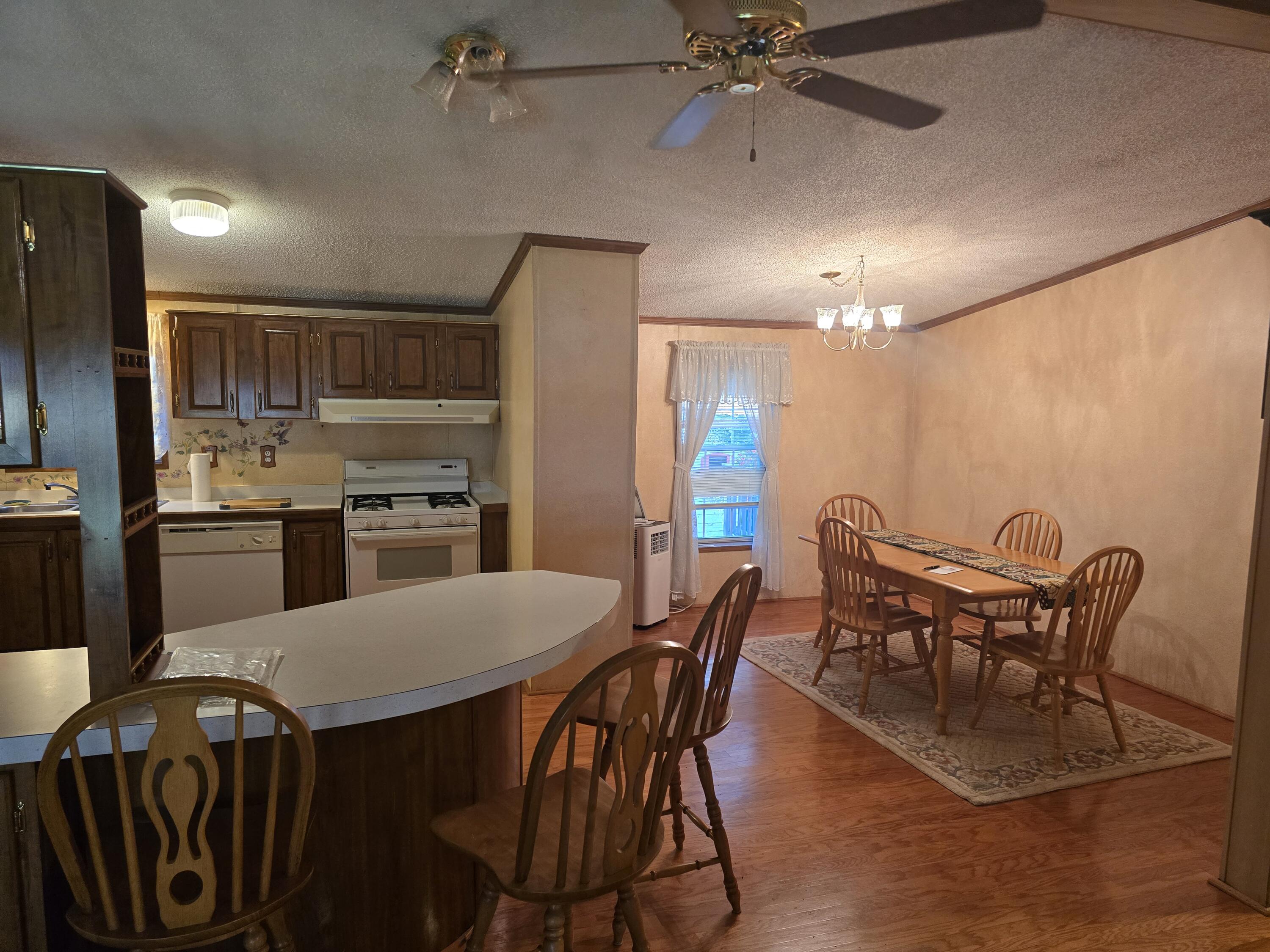 76 Courtney Lane Eliot, ME 03903 - Photo 4 of 37 20250922_103649