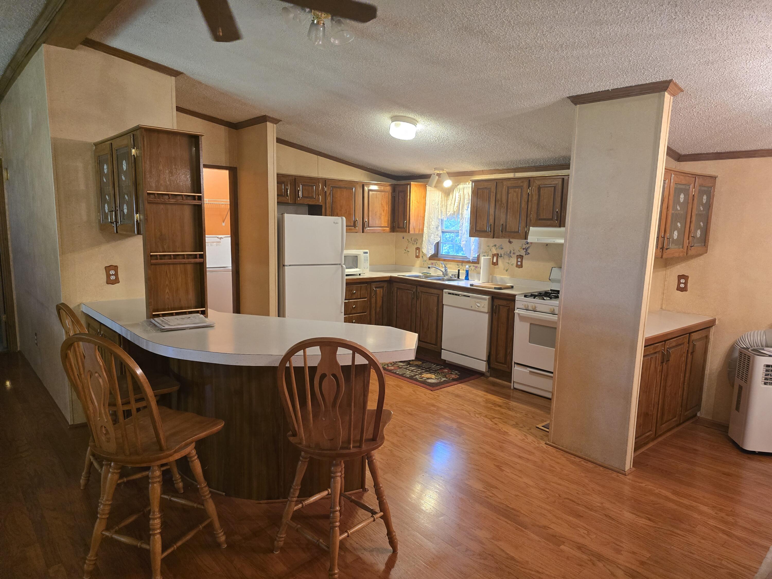 76 Courtney Lane Eliot, ME 03903 - Photo 6 of 37 20250922_103633