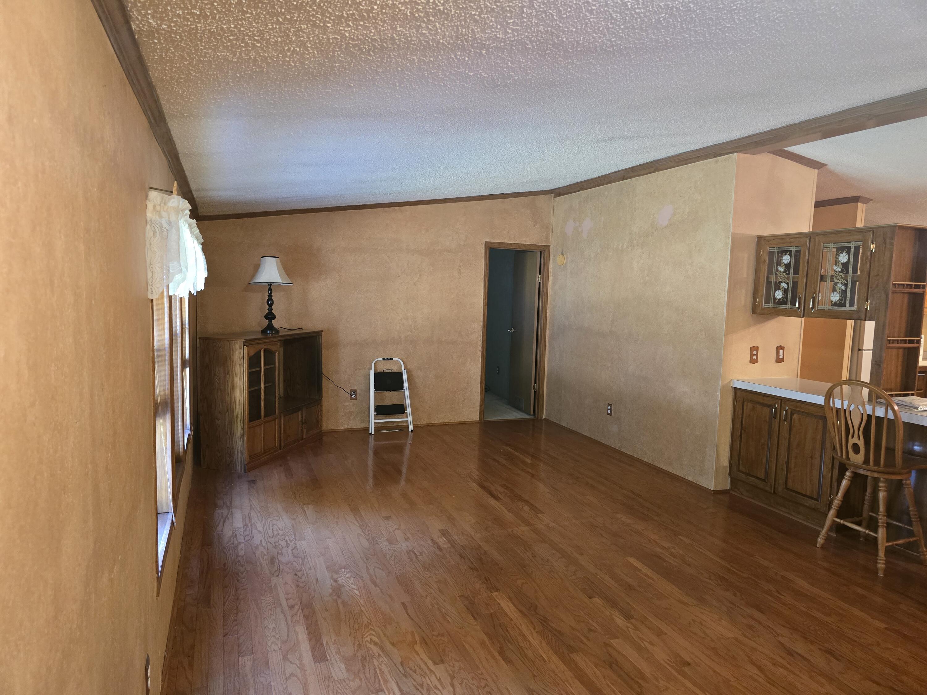 76 Courtney Lane Eliot, ME 03903 - Photo 8 of 37 20250922_103742