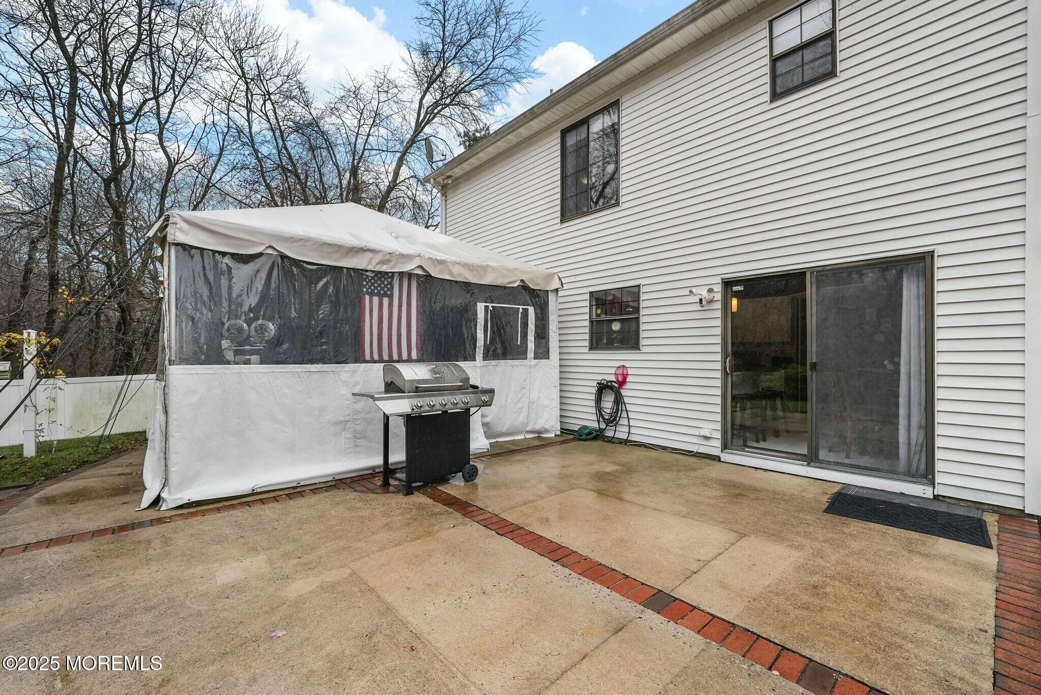302 Princeton Drive Howell, NJ 07731 - Photo 30 of 40 tempImagerbenxX