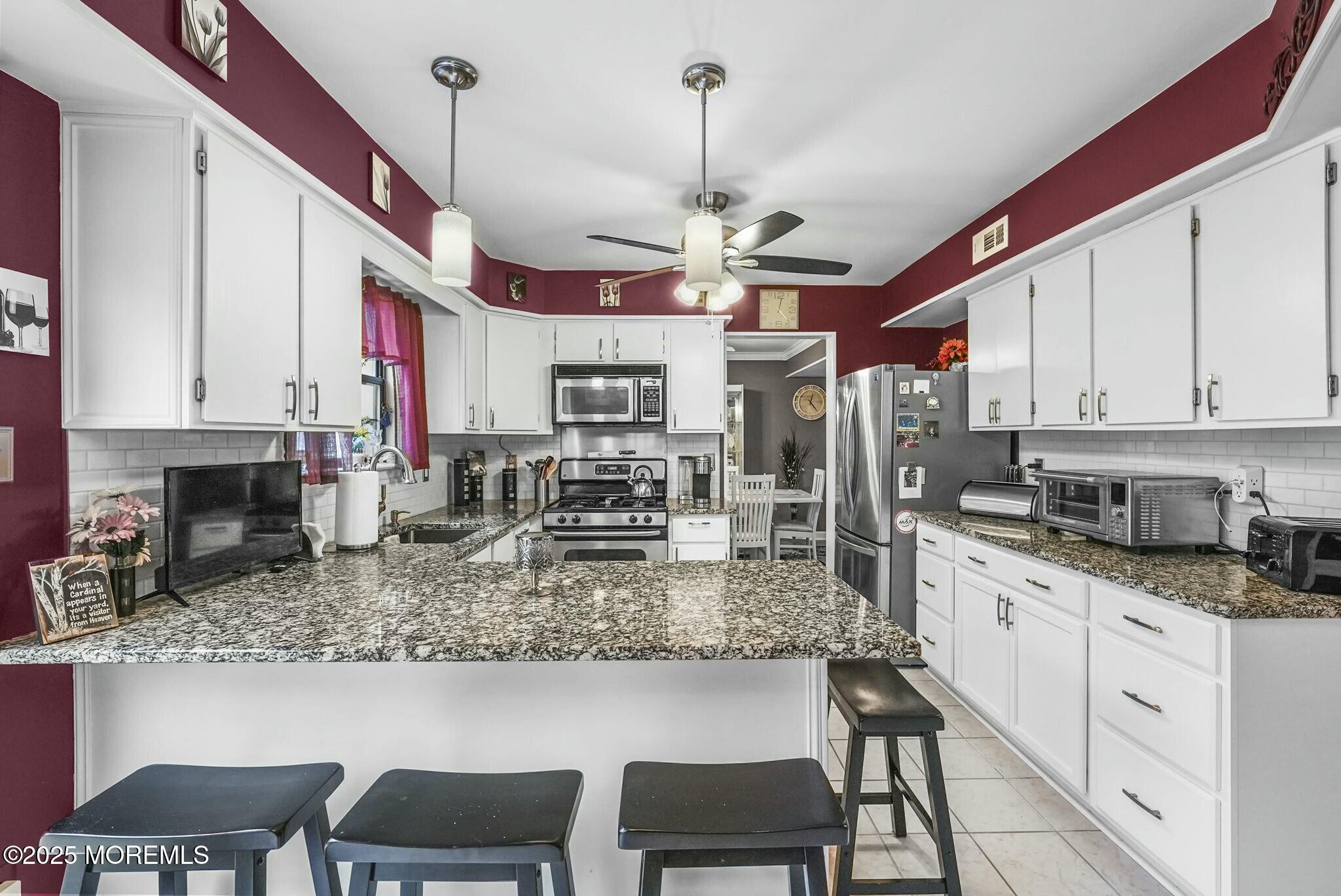 302 Princeton Drive Howell, NJ 07731 - Photo 5 of 40 tempImagekVYnsn