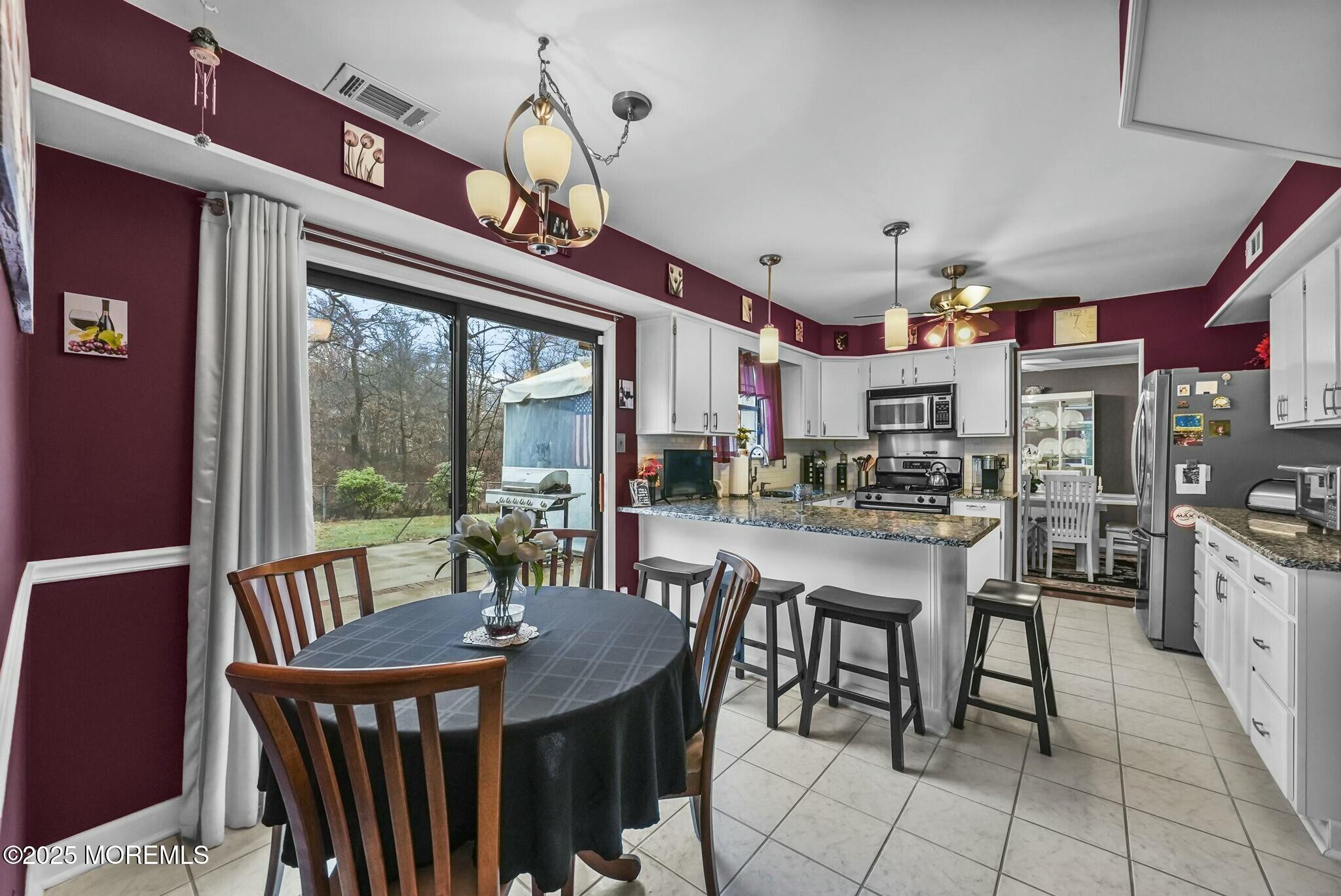 302 Princeton Drive Howell, NJ 07731 - Photo 7 of 40 tempImagemflixh