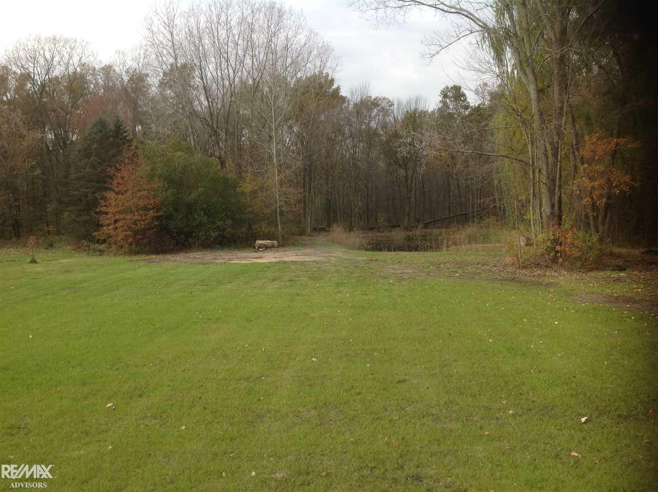 8910 Marsh Road Algonac, MI 48001 - Photo 14 of 37 31335120-13.JPG