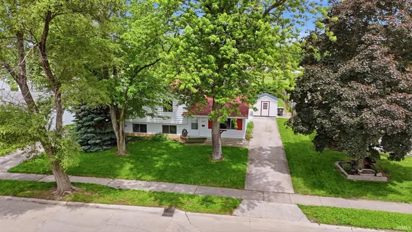 $198,000 | 2002 Maplewood Road, Fort Wayne, IN 46819