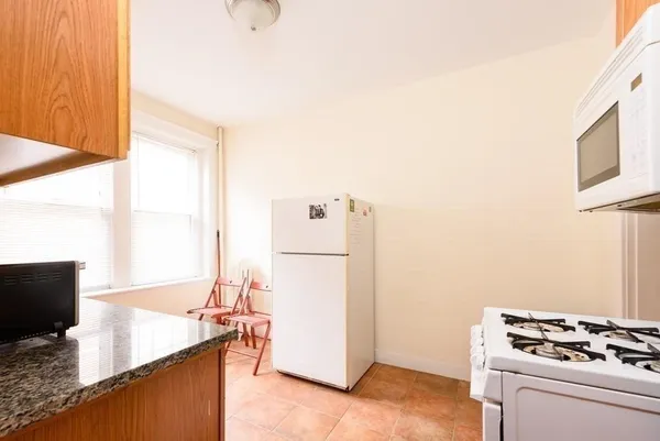 $3,900 | 333 Harvard Street, Unit 12, Cambridge, MA 02139