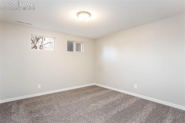 4349 Ridgeglen Road Colorado Springs, CO 80918 - Photo 26 of 36