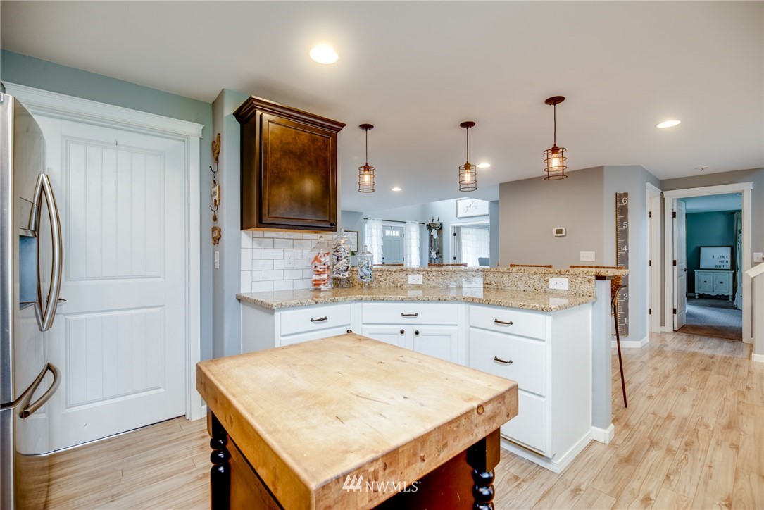1071 Monte Elma Road Elma, WA 98541 - Photo 12 of 24 Gallery Image 12