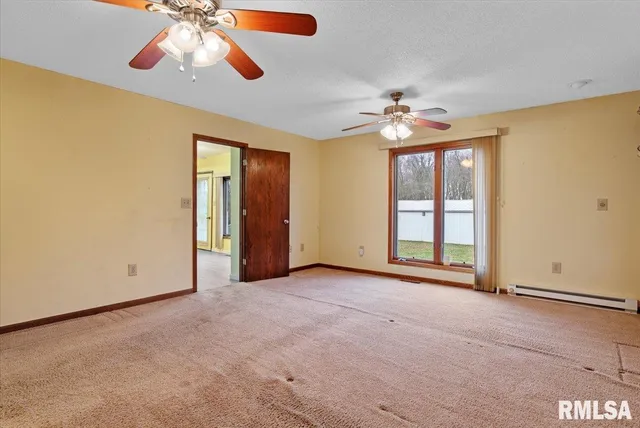 $225,000 | 144 Moorshead Street, Divernon, IL 62530