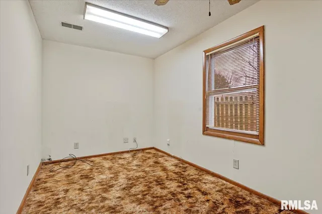 $225,000 | 144 Moorshead Street, Divernon, IL 62530