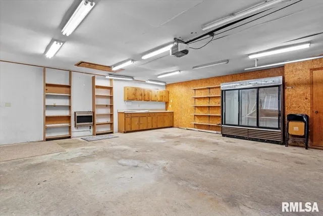 $225,000 | 144 Moorshead Street, Divernon, IL 62530