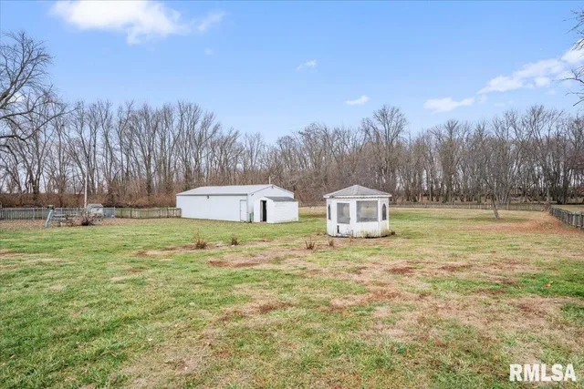 $225,000 | 144 Moorshead Street, Divernon, IL 62530