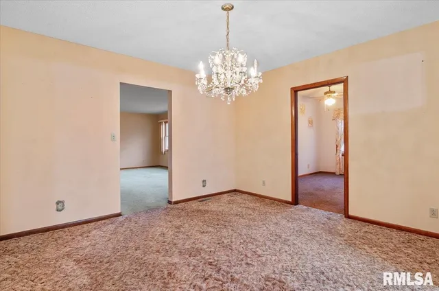 $225,000 | 144 Moorshead Street, Divernon, IL 62530