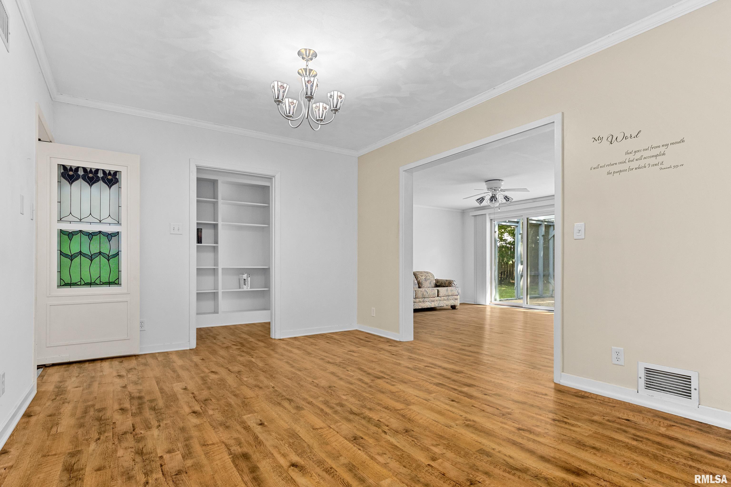 622 Washington Street Pekin, IL 61554 - Photo 13 of 49