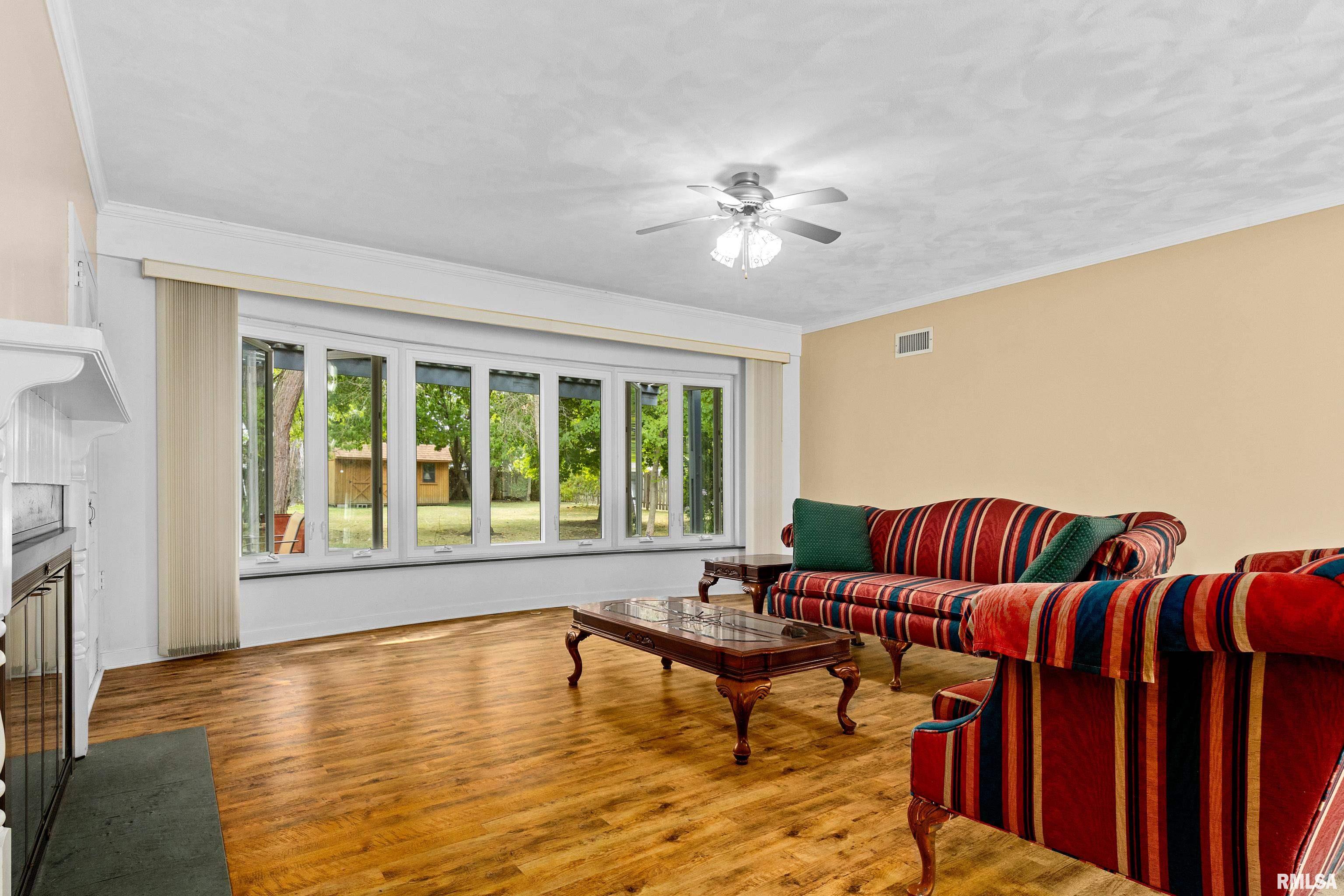 622 Washington Street Pekin, IL 61554 - Photo 15 of 49