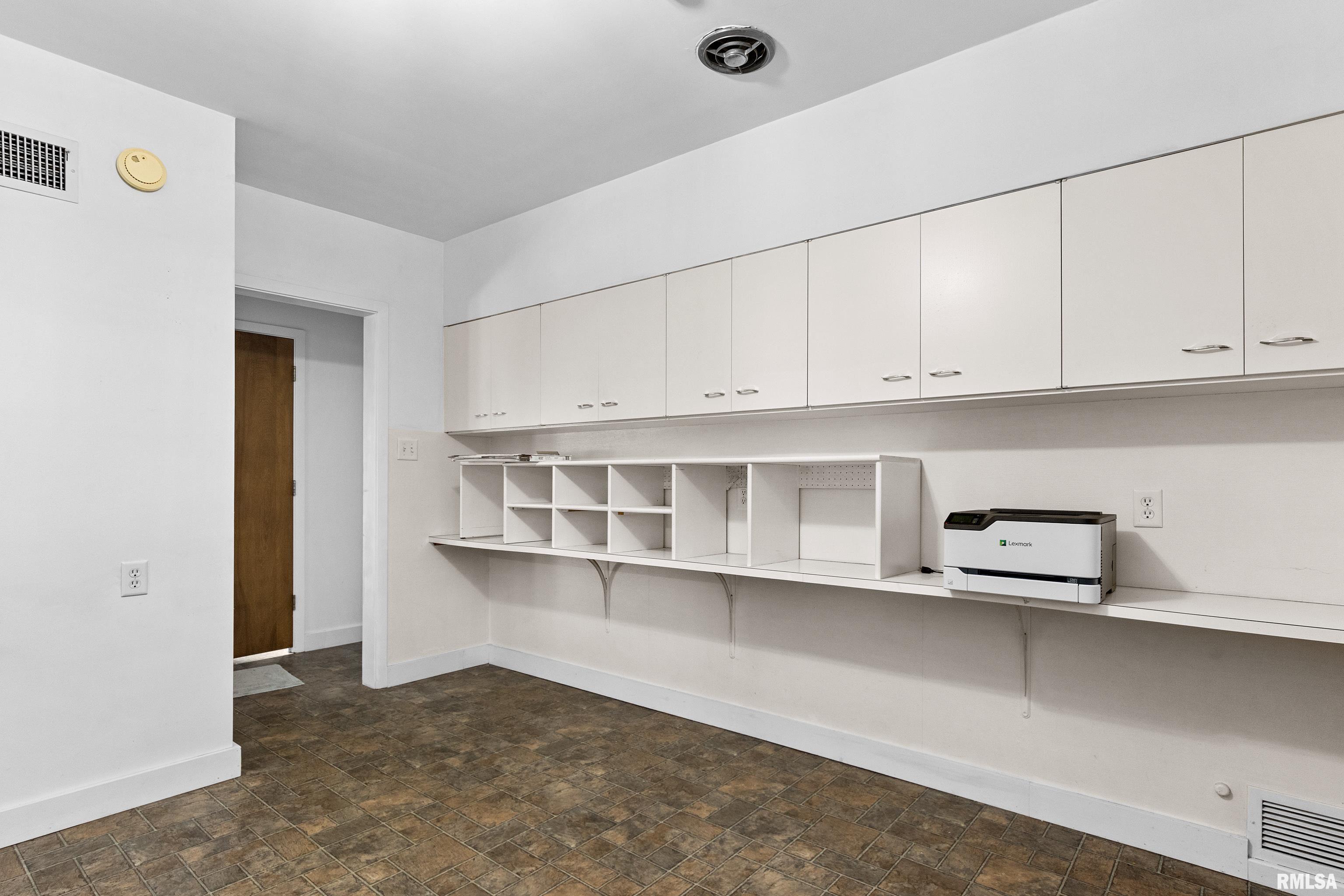 622 Washington Street Pekin, IL 61554 - Photo 27 of 49