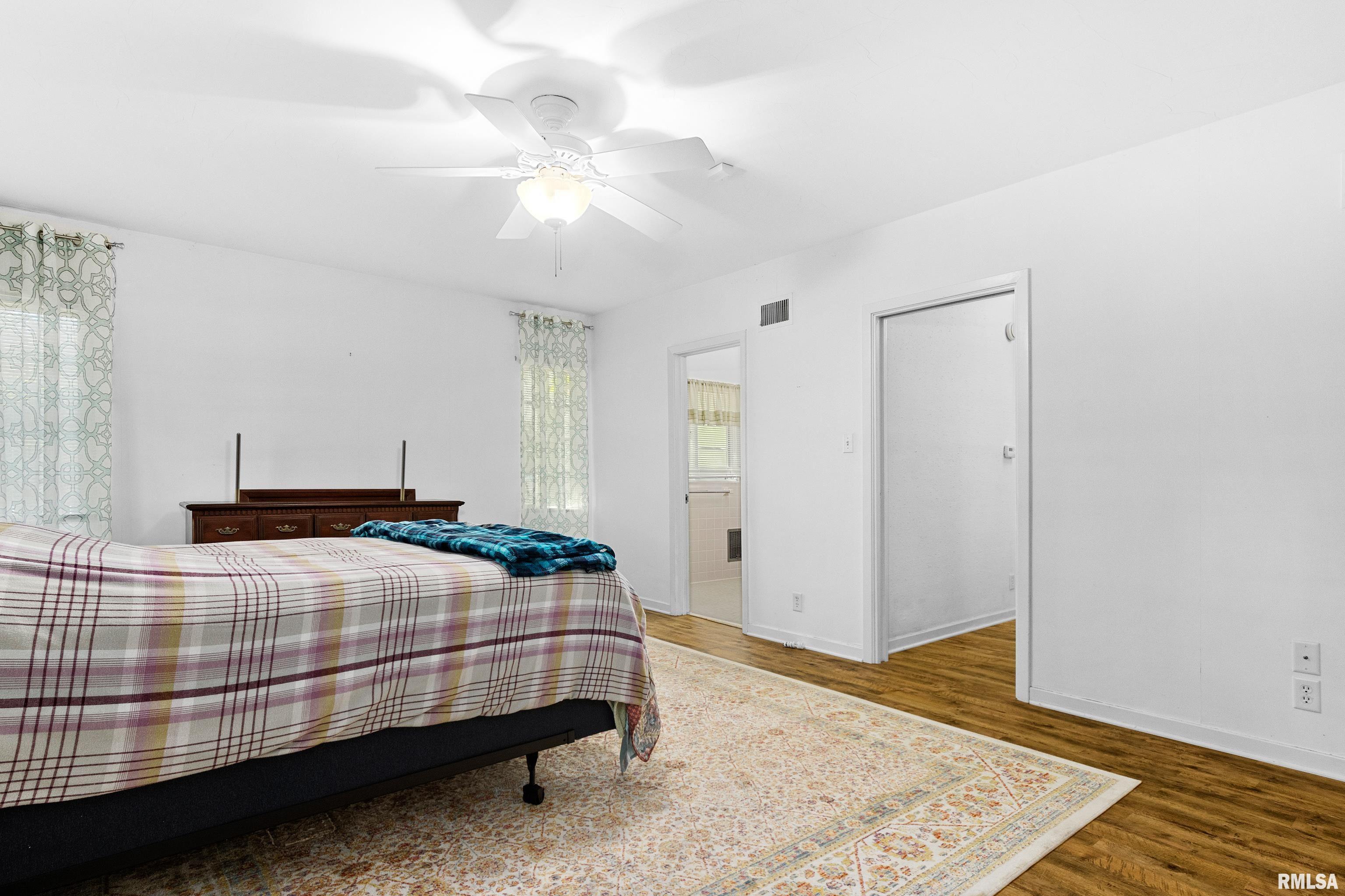 622 Washington Street Pekin, IL 61554 - Photo 32 of 49