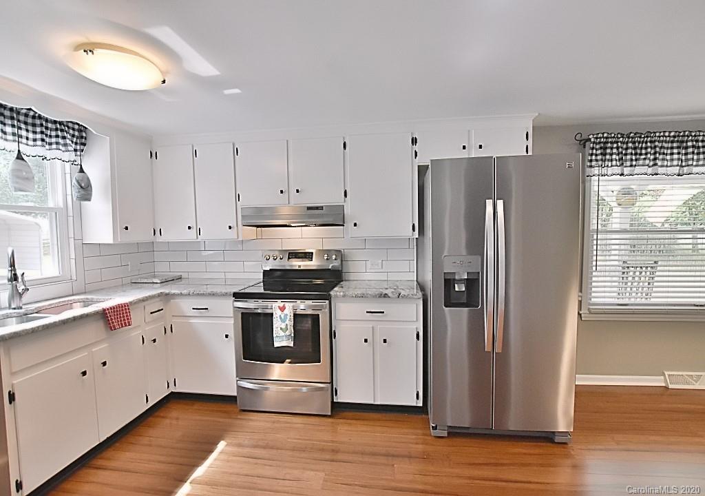 1483 Mathis Road Rock Hill, SC 29732 - Photo 12 of 43 Gallery Image 12