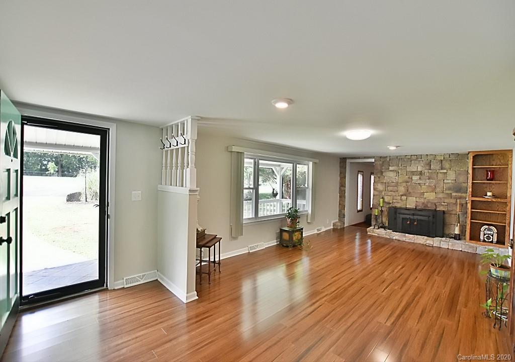 1483 Mathis Road Rock Hill, SC 29732 - Photo 8 of 43 Gallery Image 8