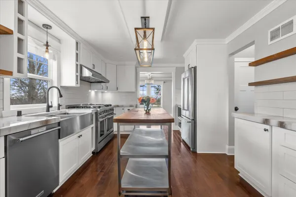 $1,499,950 | 17730 Greenbrier Drive, Brookfield, WI 53045