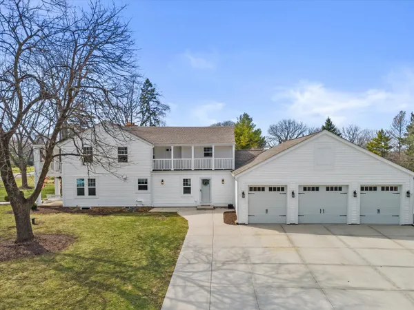 $1,499,950 | 17730 Greenbrier Drive, Brookfield, WI 53045
