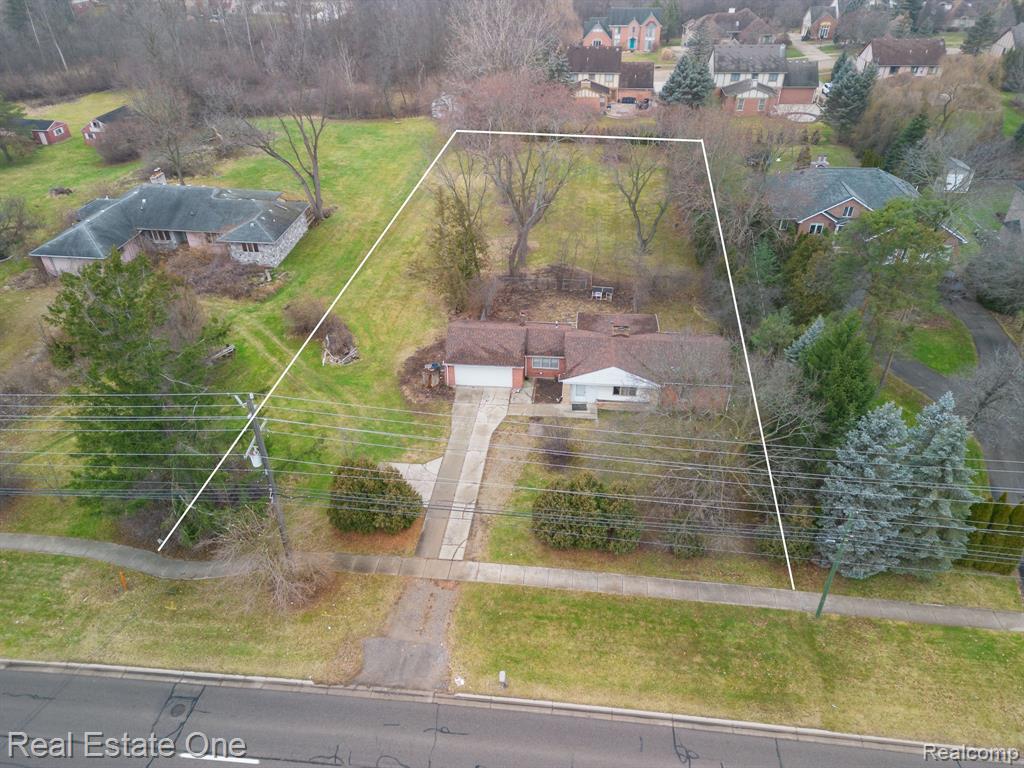 4165 Crooks Road Troy, MI 48098 - Photo 5 of 28 Gallery Image 5