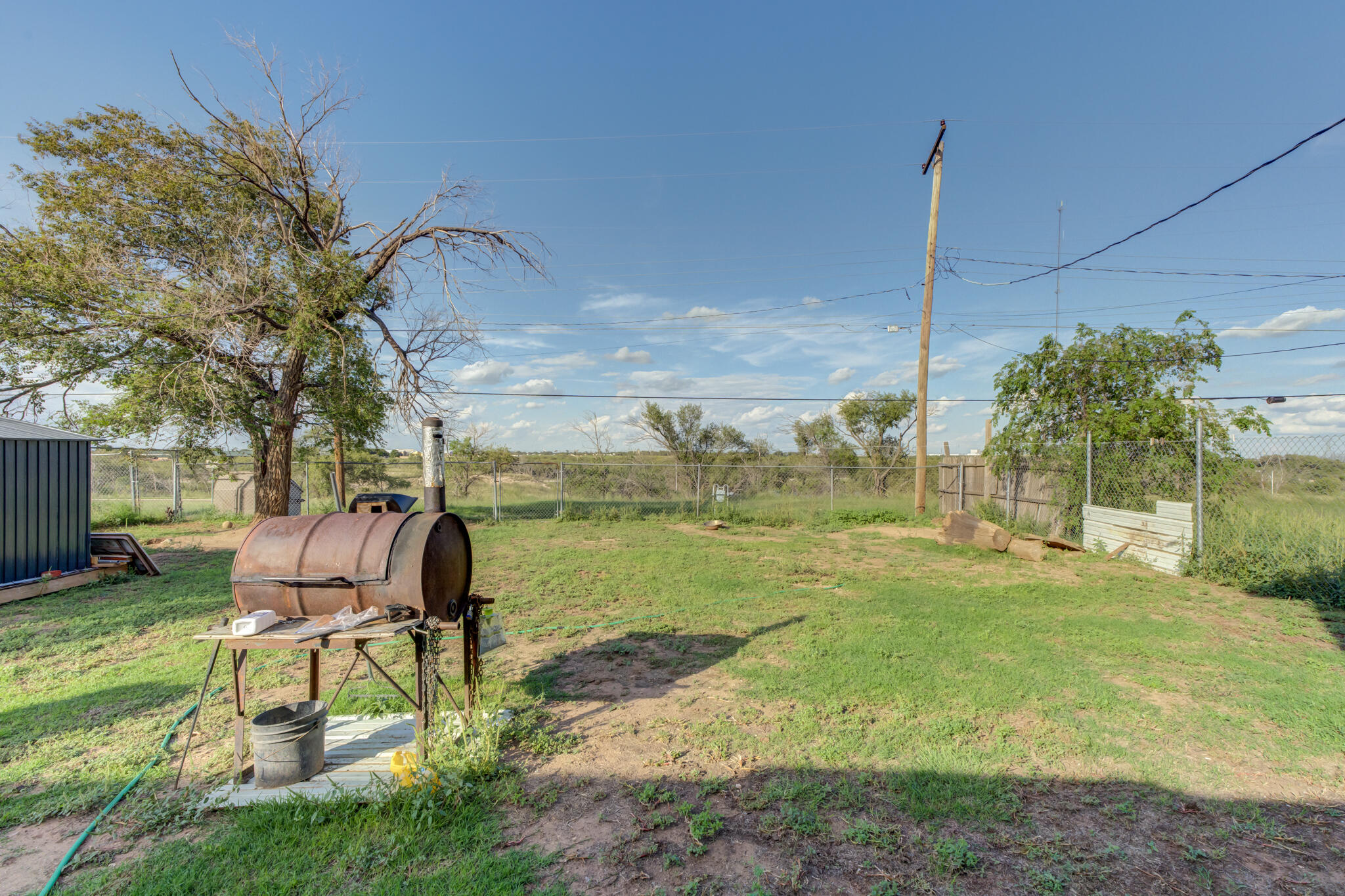 2901 Beech Avenue Lubbock, TX 79404 - Photo 5 of 26 a view of a garden