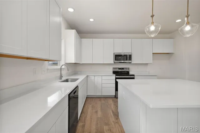 $481,956 | 223 Windmill View Drive, Wentzville, MO 63385