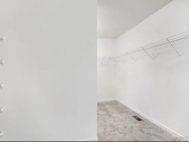 $481,956 | 223 Windmill View Drive, Wentzville, MO 63385