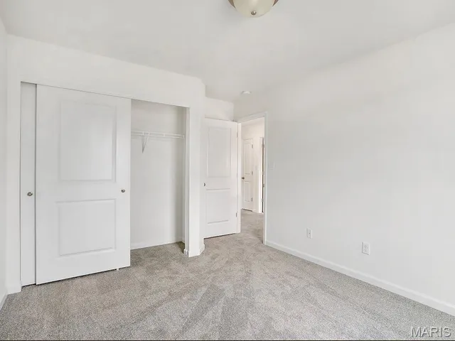 $481,956 | 223 Windmill View Drive, Wentzville, MO 63385