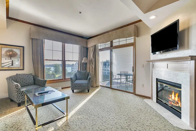 $700,000 | 101 Osthoff Avenue, Unit 452, Elkhart Lake, WI 53020