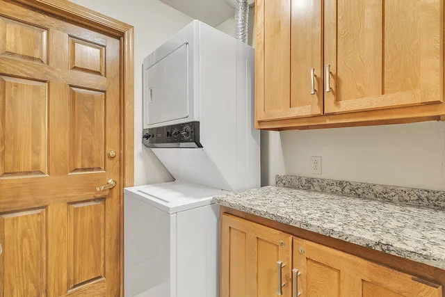 $700,000 | 101 Osthoff Avenue, Unit 452, Elkhart Lake, WI 53020