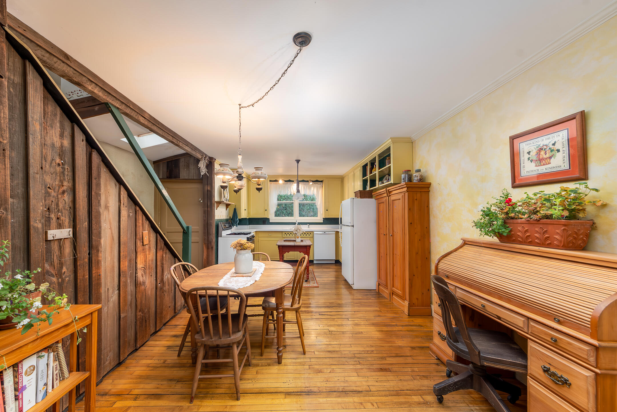 8425 Parshallville Road Fenton, MI 48430 - Photo 12 of 49 The BENEFIT of this Parshallville Histor