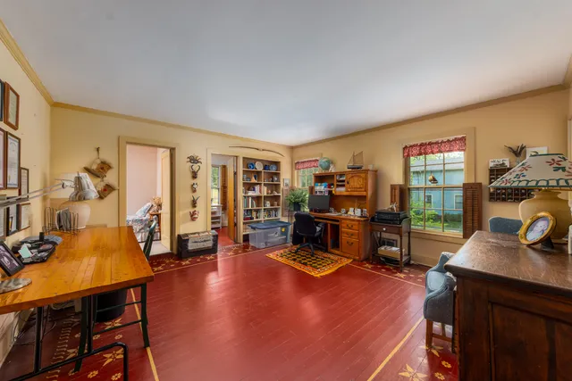 $399,500 | 8425 Parshallville Road, Fenton, MI 48430