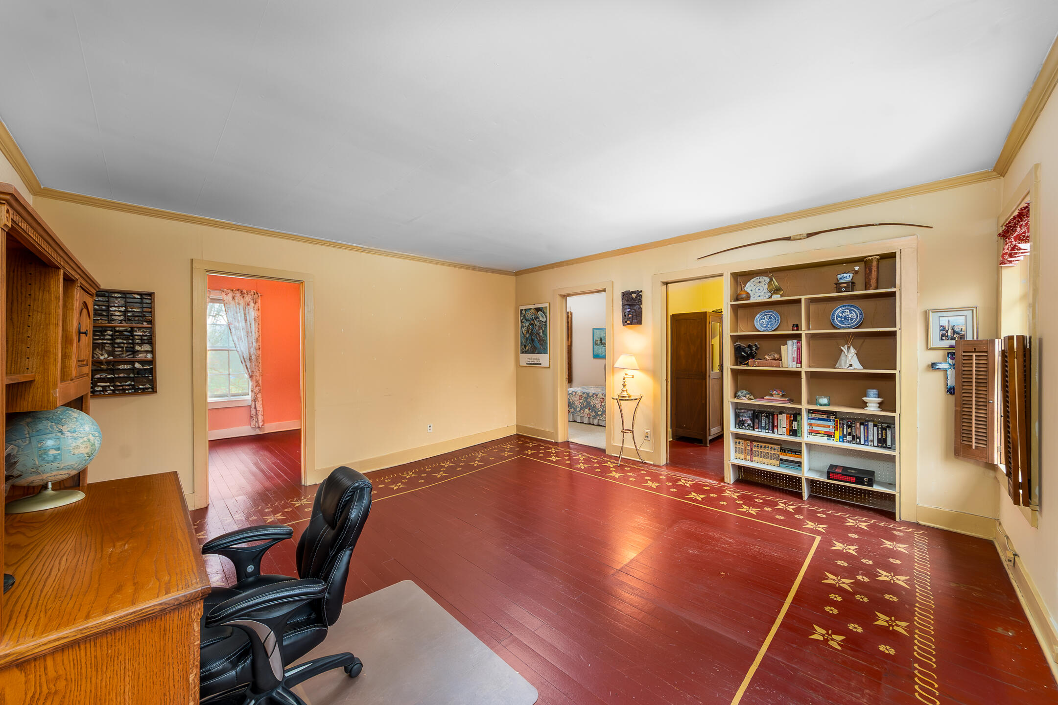 8425 Parshallville Road Fenton, MI 48430 - Photo 18 of 49 The BENEFIT of this Parshallville Histor