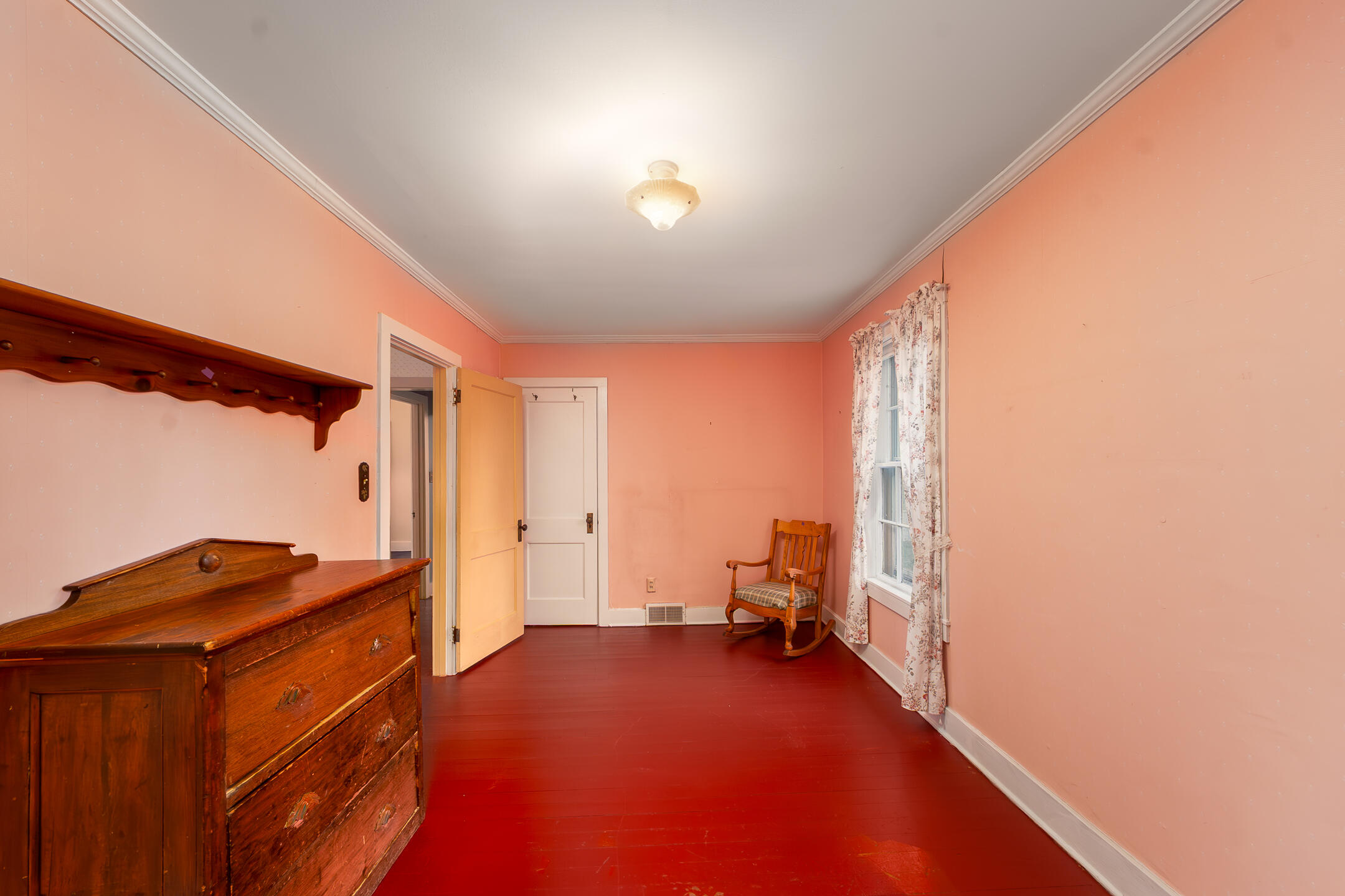 8425 Parshallville Road Fenton, MI 48430 - Photo 26 of 49 The BENEFIT of this Parshallville Histor