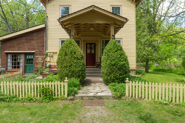 $399,500 | 8425 Parshallville Road, Fenton, MI 48430