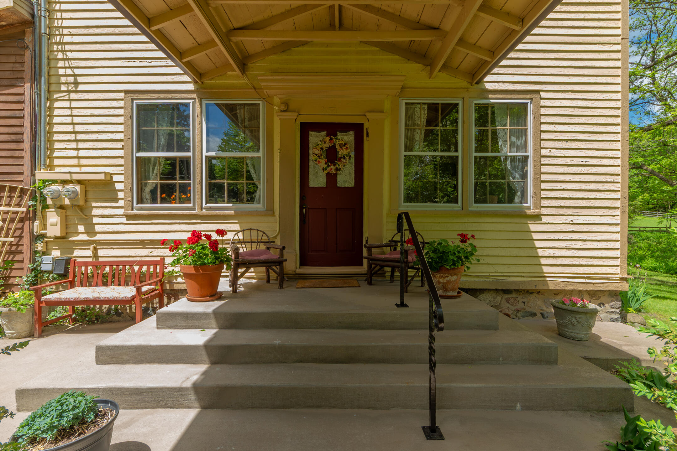 8425 Parshallville Road Fenton, MI 48430 - Photo 43 of 49 The BENEFIT of this Parshallville Histor